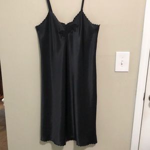 Vintage Barbizon Slip Nightgown Black SZ 38 (M)